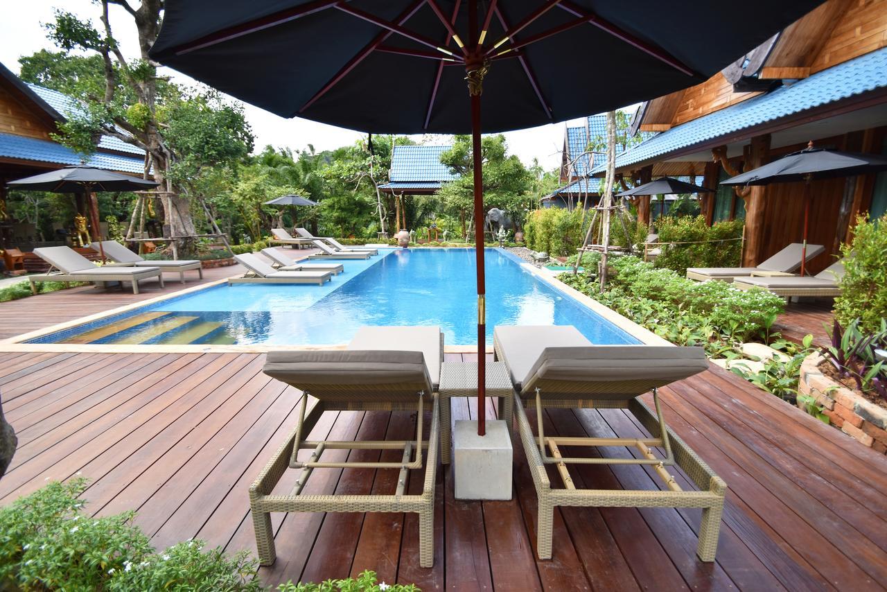 The Nine Thipthara Klongson Resort Ban Nong Thale Exteriér fotografie